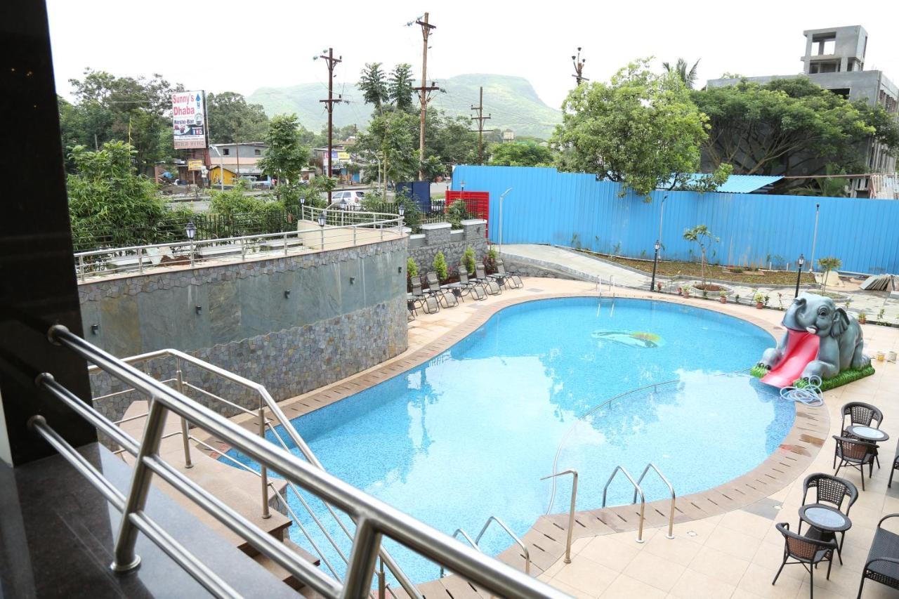 Vits Lonavala Hotel Kültér fotó
