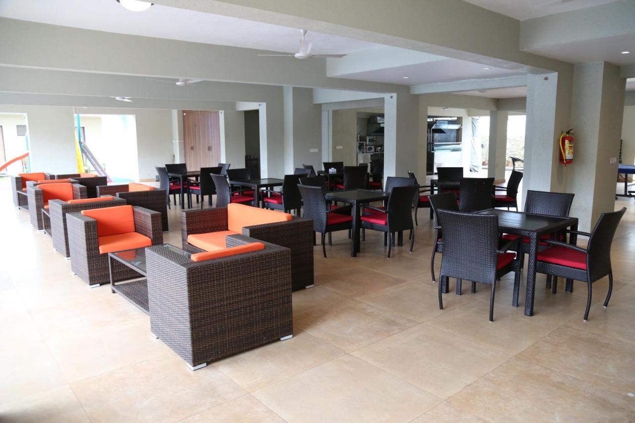 Vits Lonavala Hotel Kültér fotó