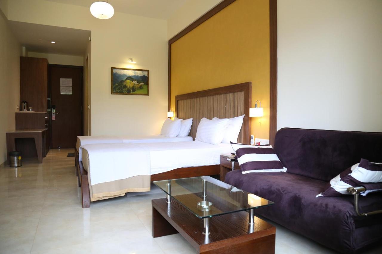 Vits Lonavala Hotel Kültér fotó