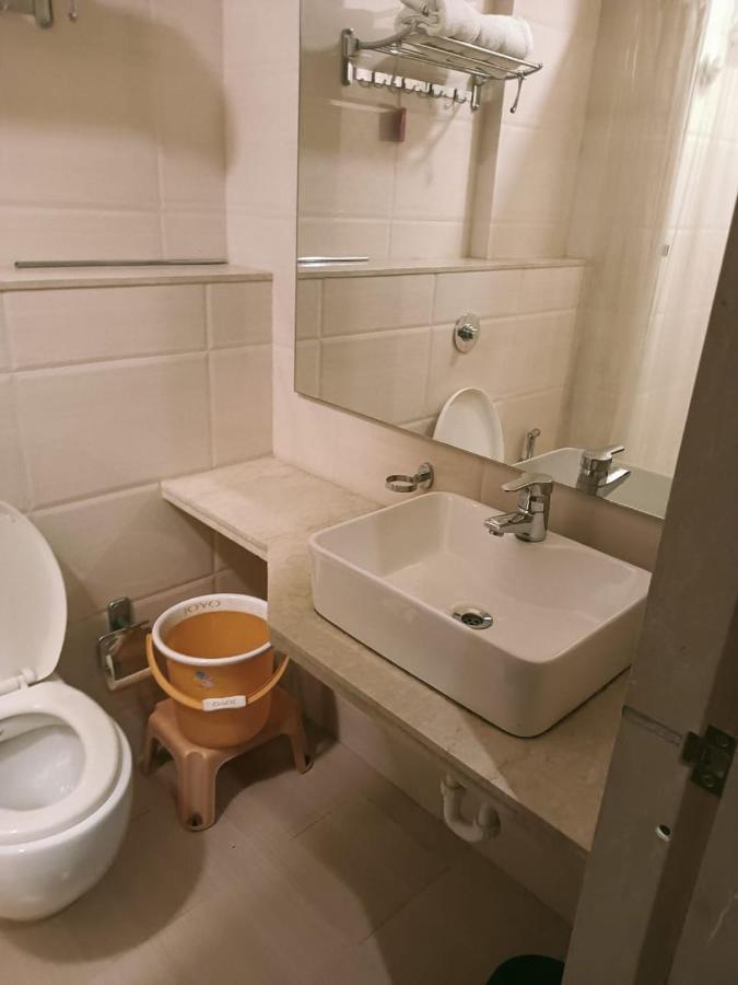 Vits Lonavala Hotel Kültér fotó