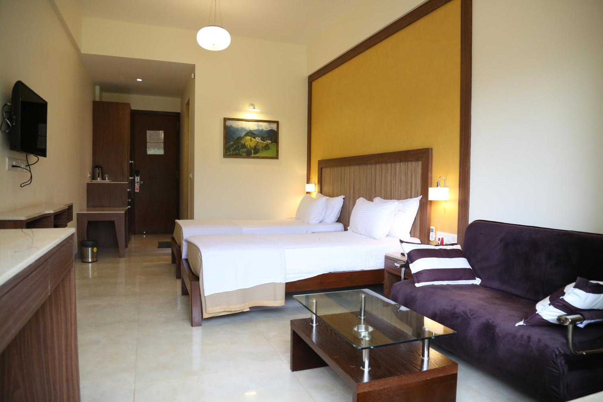 Vits Lonavala Hotel Kültér fotó