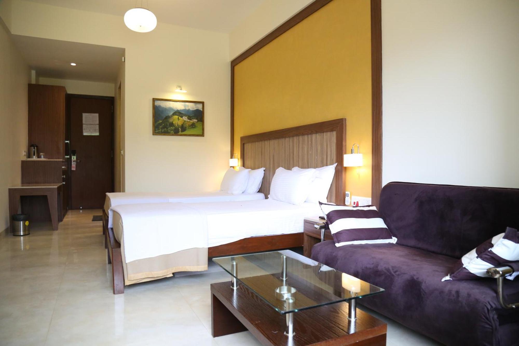 Vits Lonavala Hotel Kültér fotó